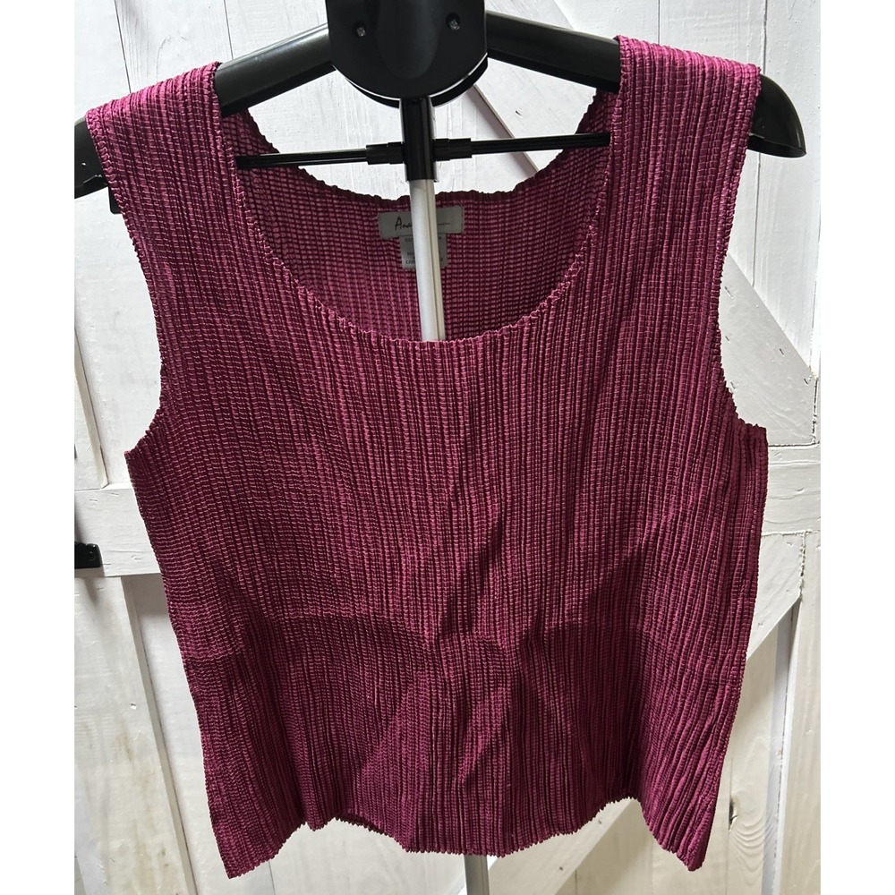 Analogy Women's Size Large Dark Red Stretch-to-Fit Sleeveless Top